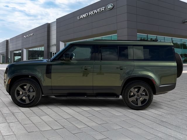 New 2026 Woolstone Green Land Rover S image 2