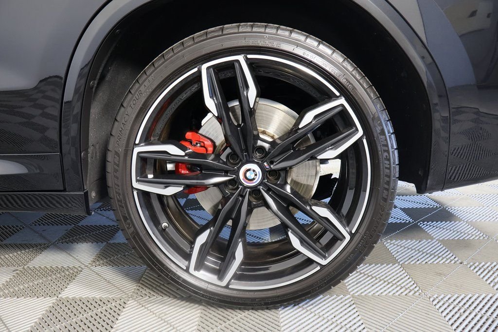 Used 2023 Black Sapphire Metallic BMW M40i image 16