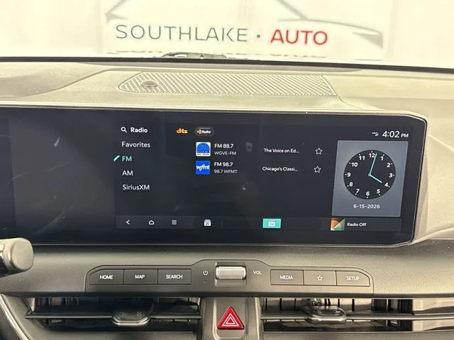 Certified Used 2025 Gray Kia LXS image 17
