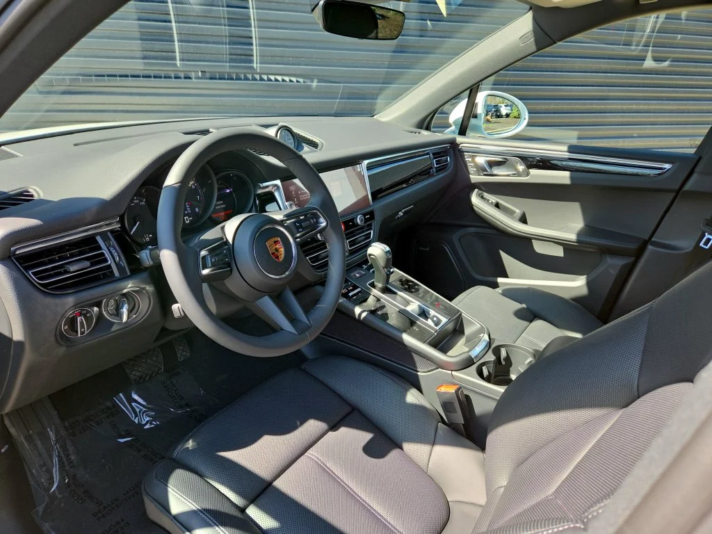 Certified Used 2026  Porsche Base image 7