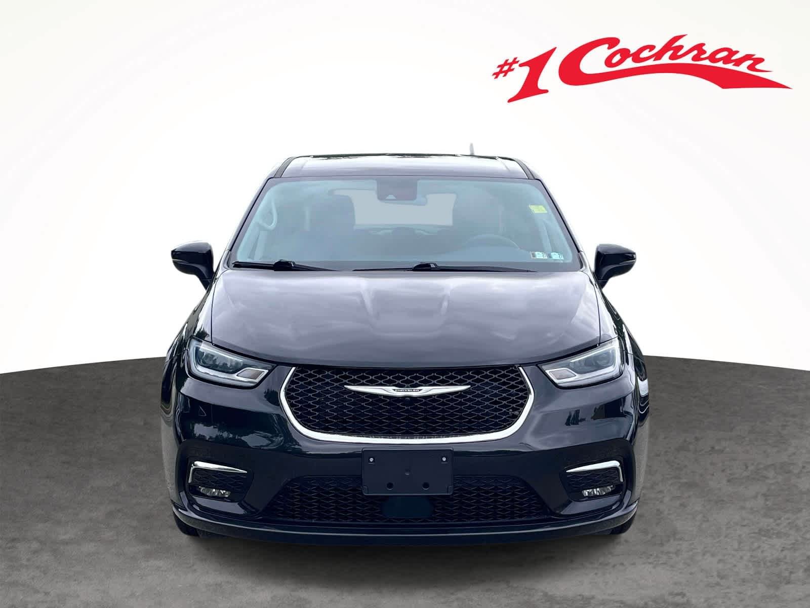 Used 2023 Blk/black Chrysler Touring L image 12