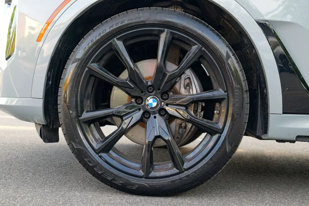 Used 2024 Brooklyn Gray Metallic BMW xDrive40i image 15