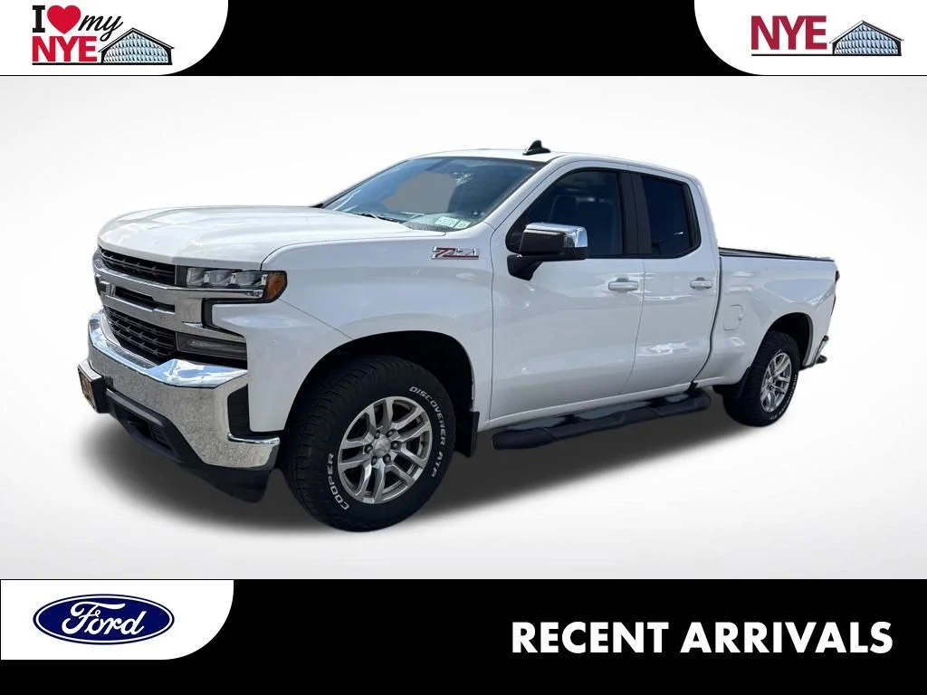 Used 2019 White Chevrolet LT image 1