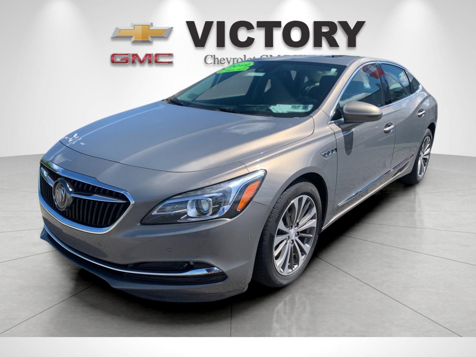 Used 2019  Buick Premium I Group image 7