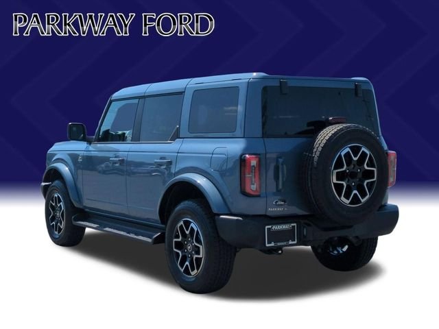 Used 2025 Gray Ford Outer Banks image 3