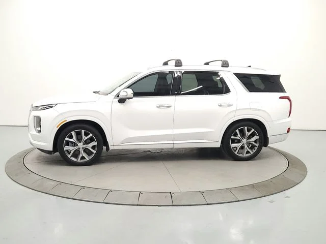 Used 2021 White Hyundai Limited image 5