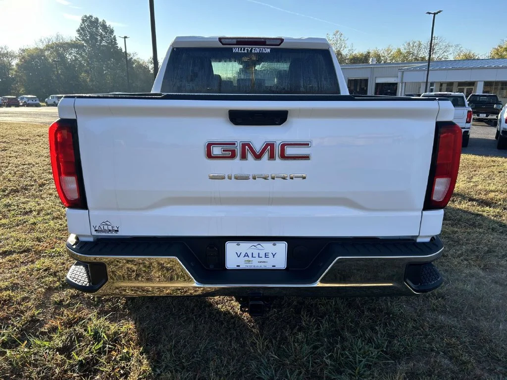 New 2026 Summit White GMC Pro image 5