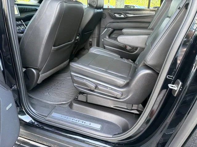 Used 2022 ONYX BLACK GMC Denali image 21