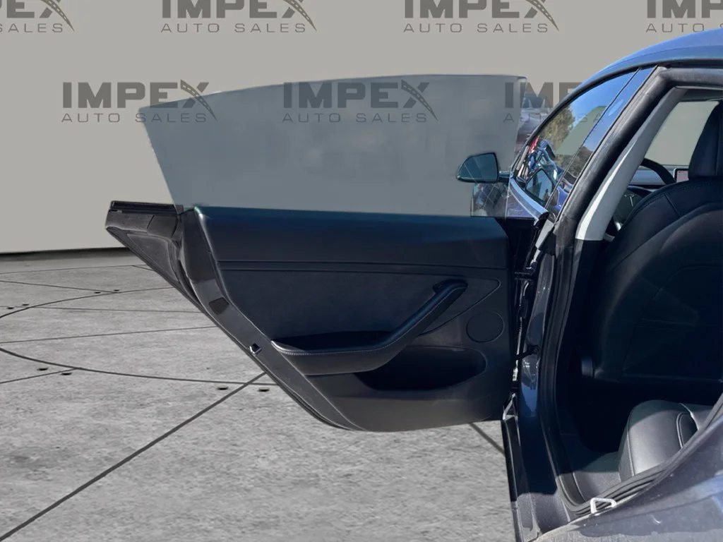 Used 2022 Gray Tesla Long Range image 27