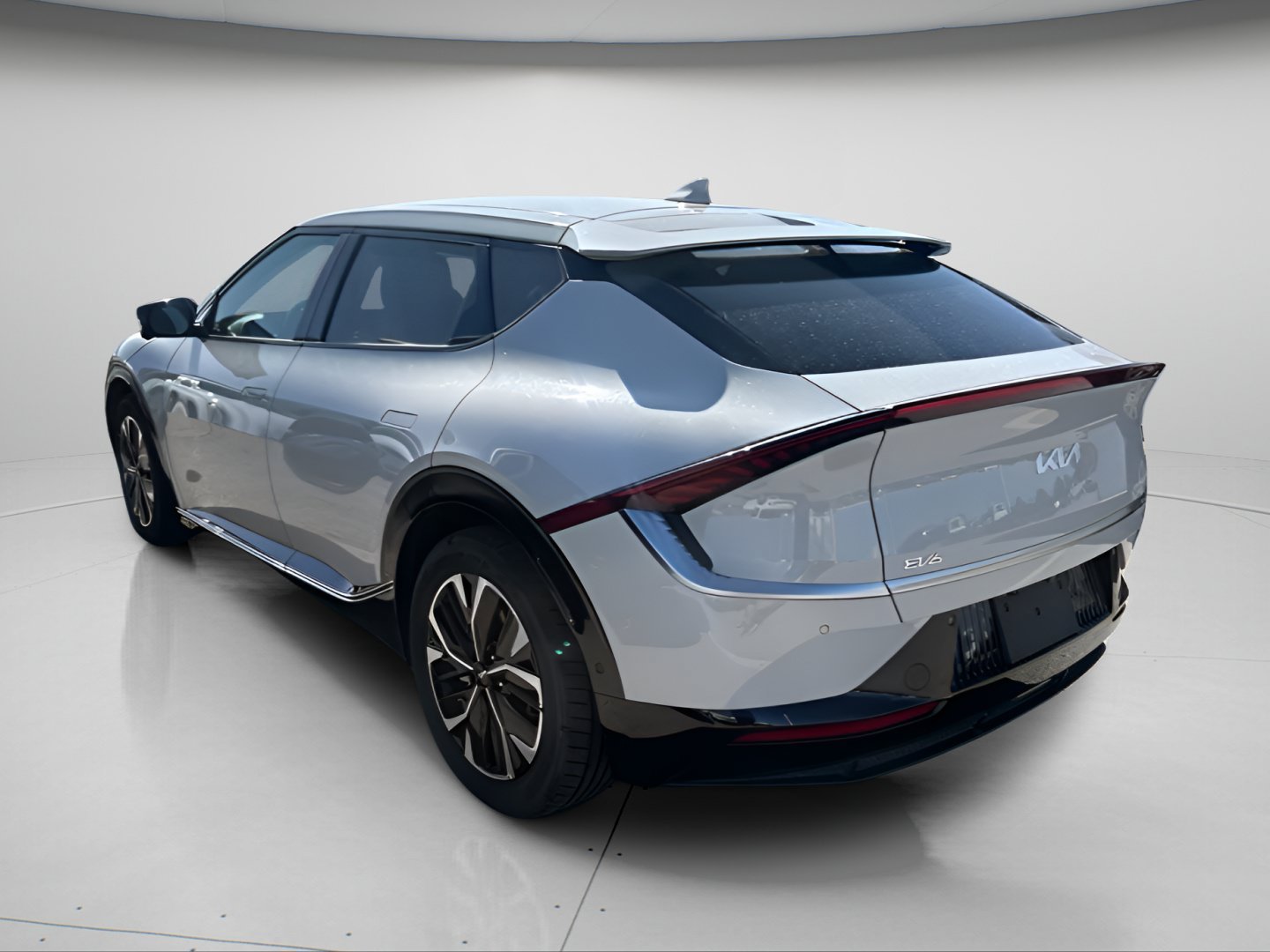Used 2023 Glacier Kia Wind image 11