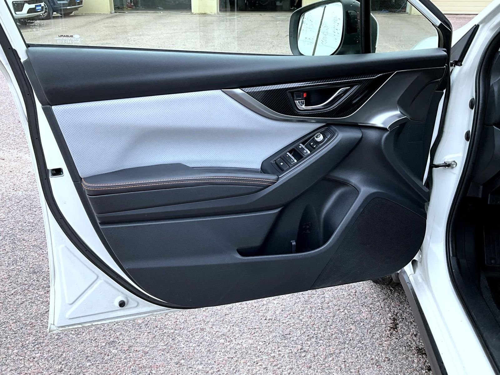 Used 2019 White Subaru 2.0i Limited image 10