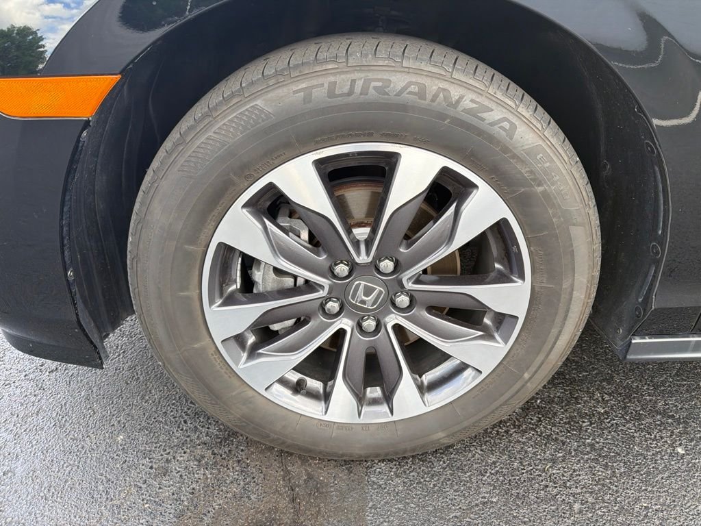 2024 Honda Odyssey EX-L - Photo 10
