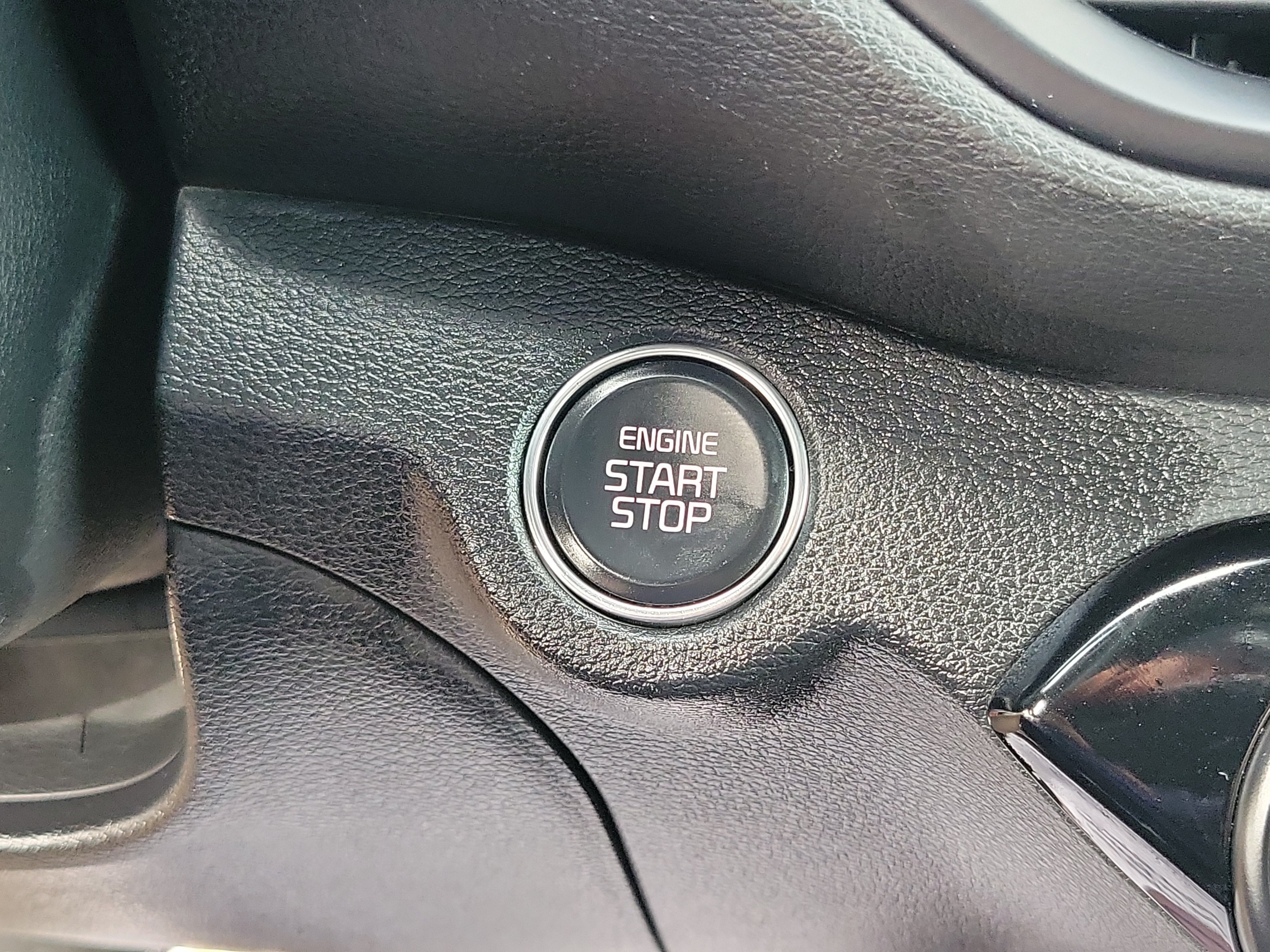 2024 Kia Forte GT-Line - Photo 18