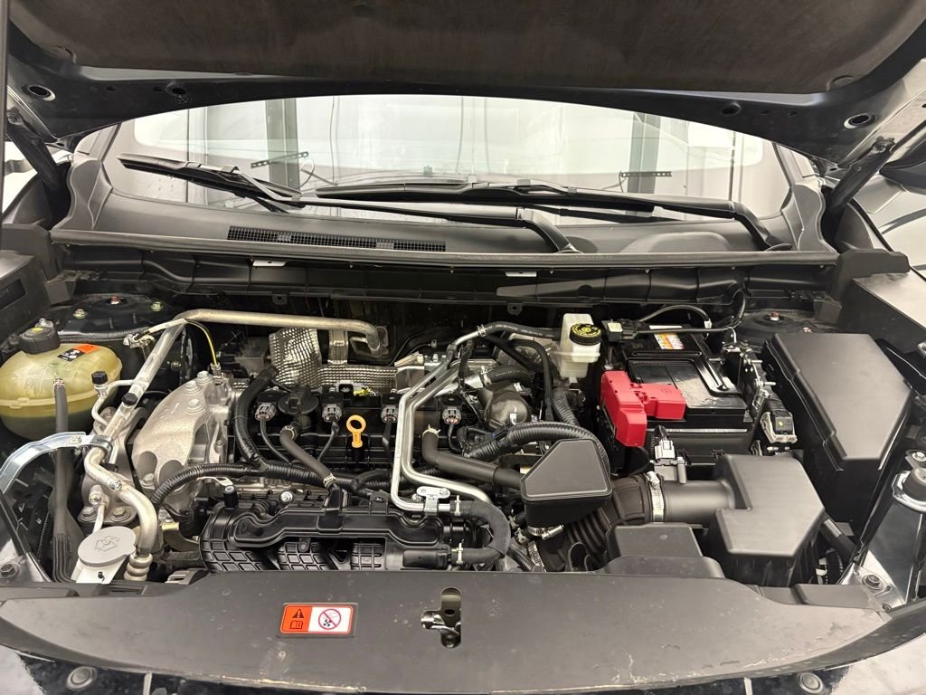 Used 2025 Gray Mitsubishi SE image 40