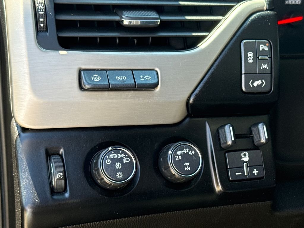 Used 2019 Black GMC Denali image 25