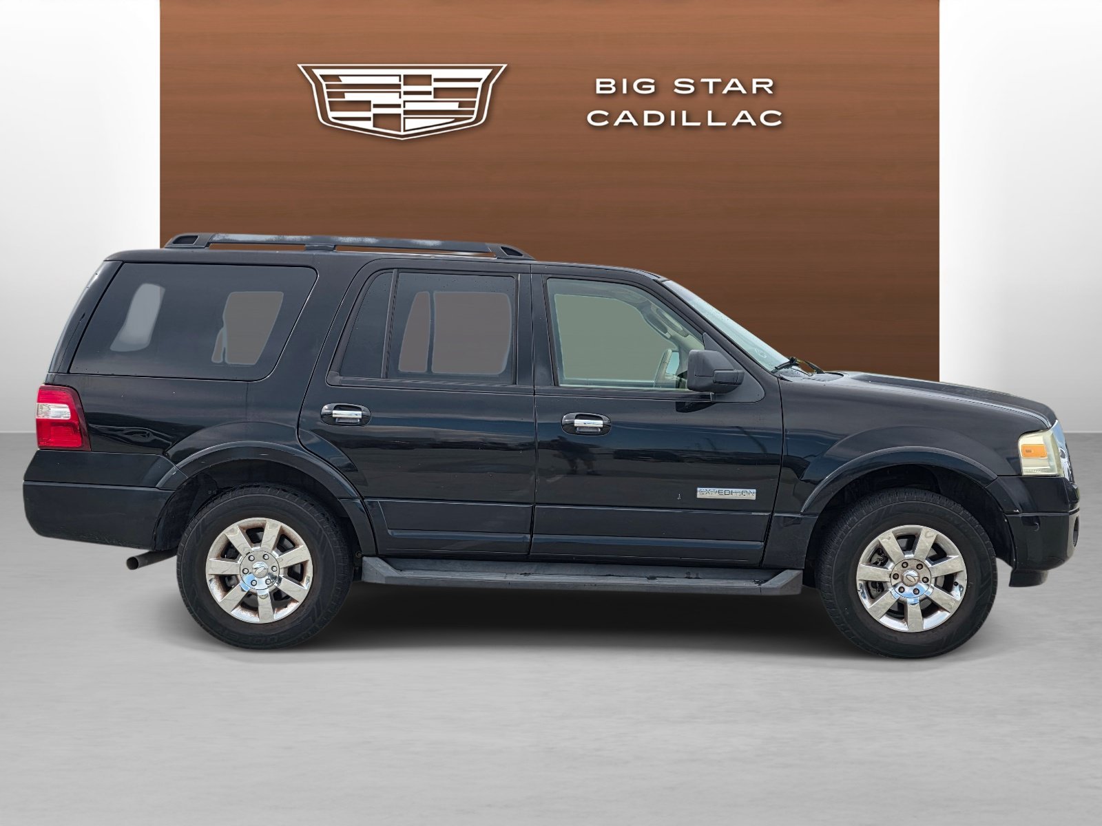 Used 2008 Black Clearcoat Ford SSV image 5