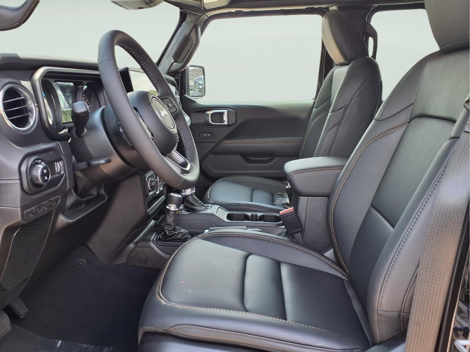 New 2026 Black Clear-Coat Exterior Paint Jeep Texas Trail image 10