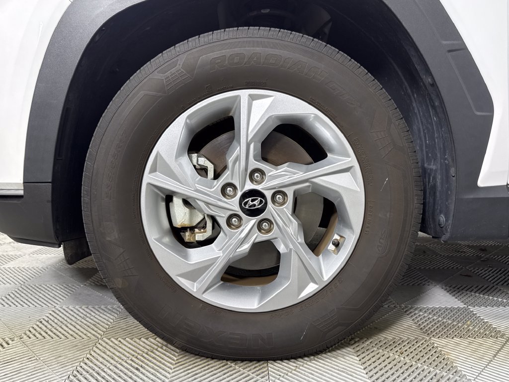 2024 Hyundai Tucson SE - Photo 25