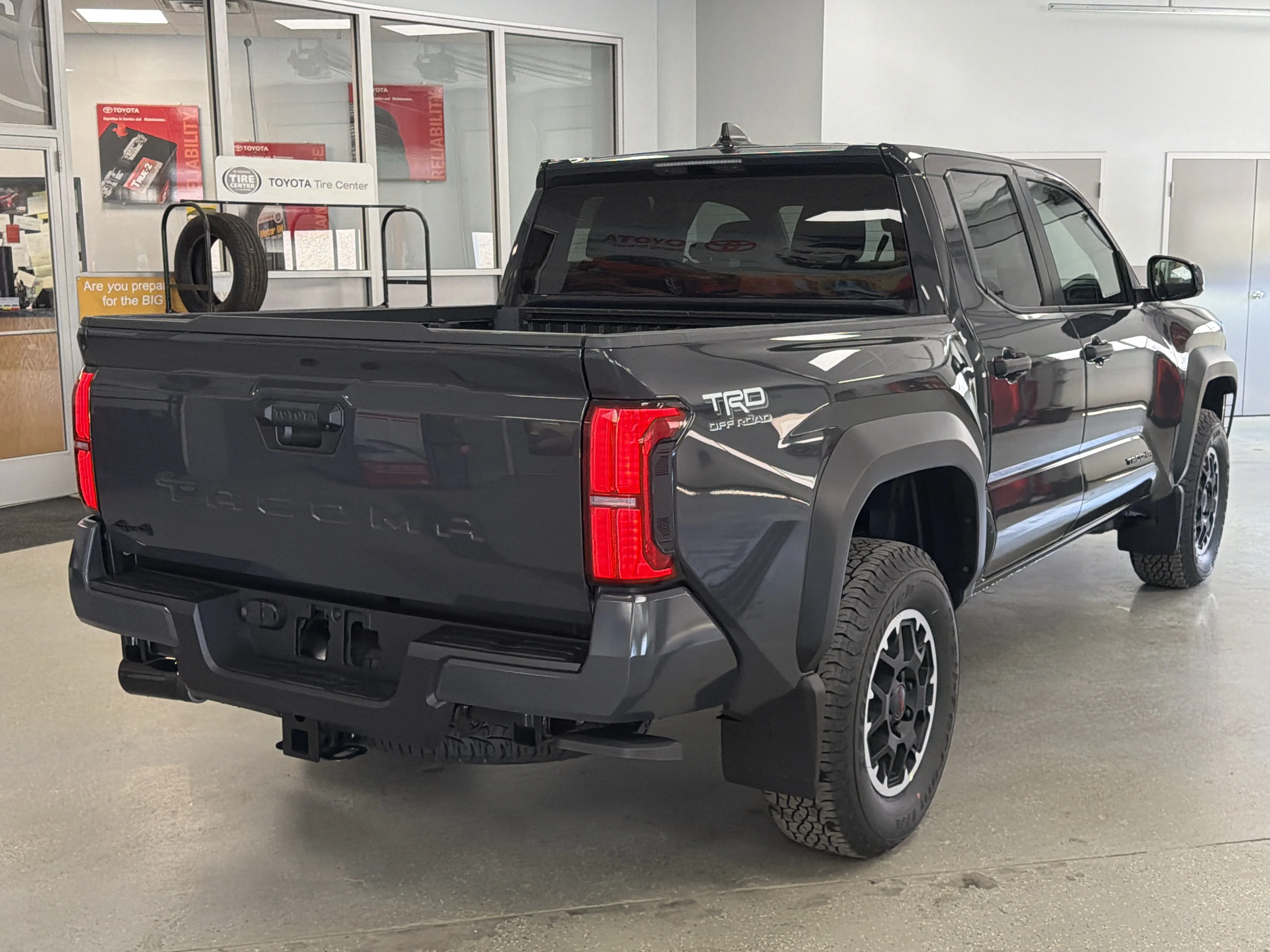 2026 Toyota Tacoma TRD Off Road - Photo 3