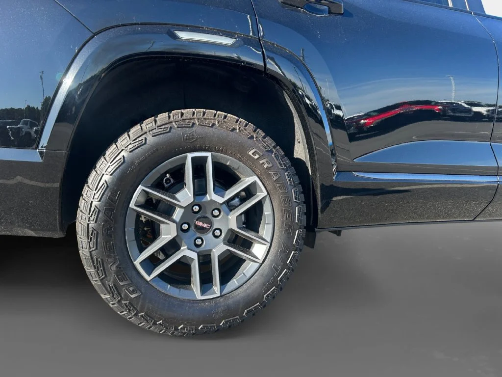 New 2026 Ebony Twilight Metallic GMC AT4 image 10