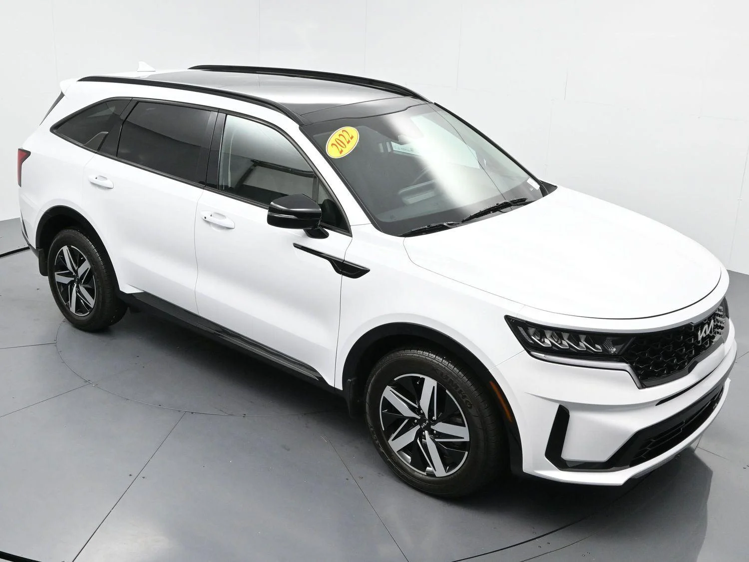 Used 2022 Glacial White Pearl Kia S image 44
