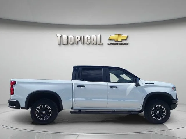 Used 2024 Summit White Chevrolet ZR2 image 6