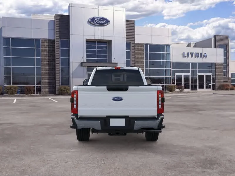 New 2026 Oxford White Ford F-250® XLT image 5