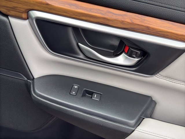 Used 2017 Blue Honda Touring image 18