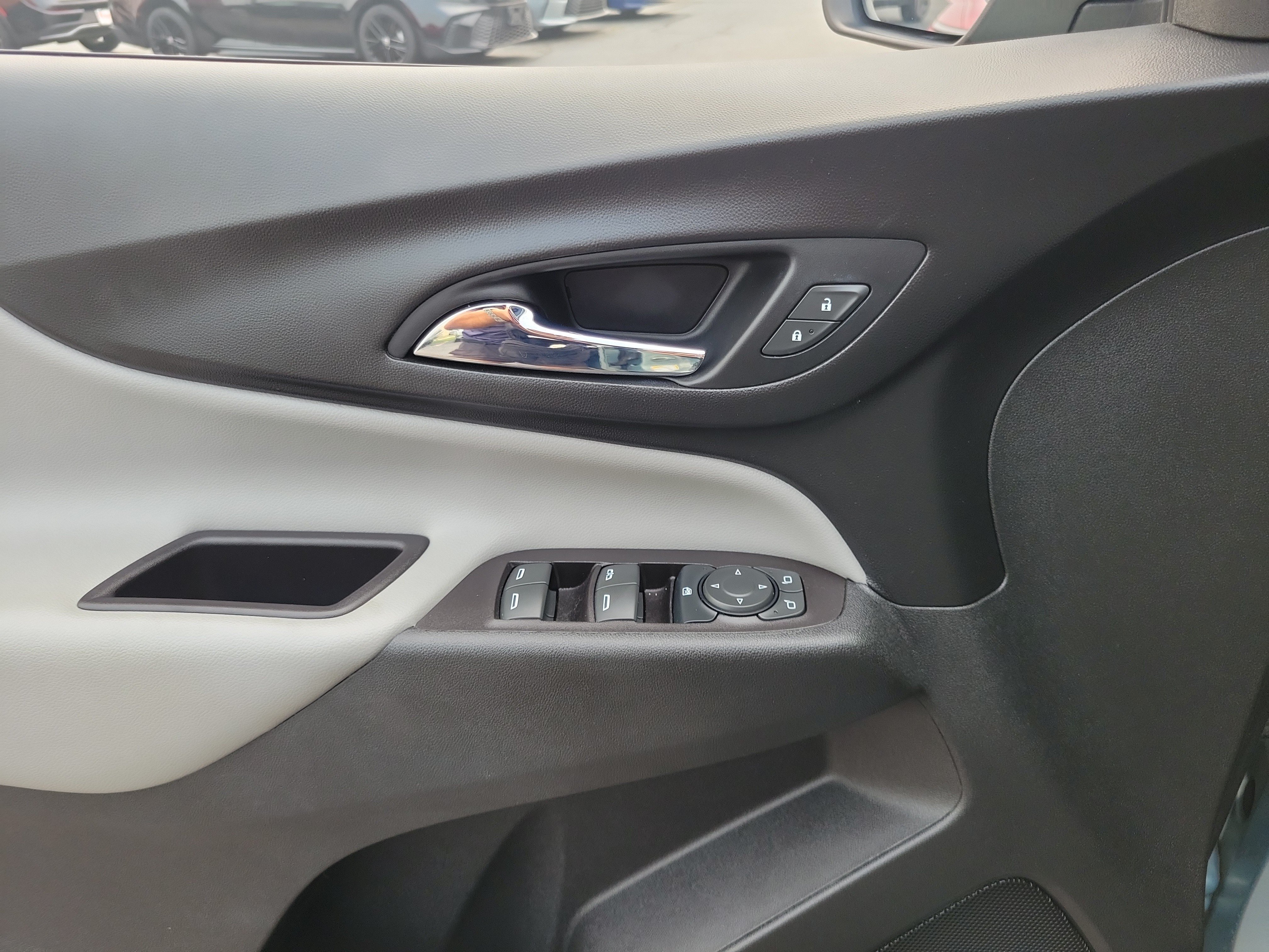 Used 2022 Seaglass Blue Metallic Chevrolet LT image 17
