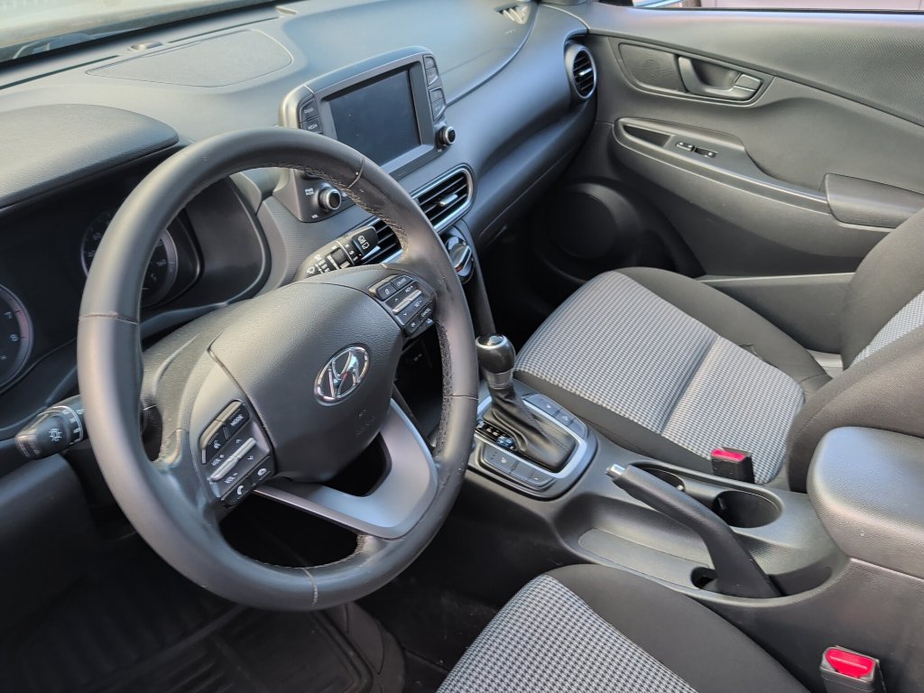 Used 2021 Ultra Black Hyundai SEL image 3