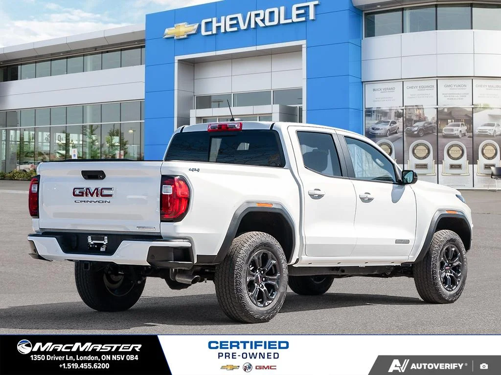 Used 2025  GMC Elevation image 6