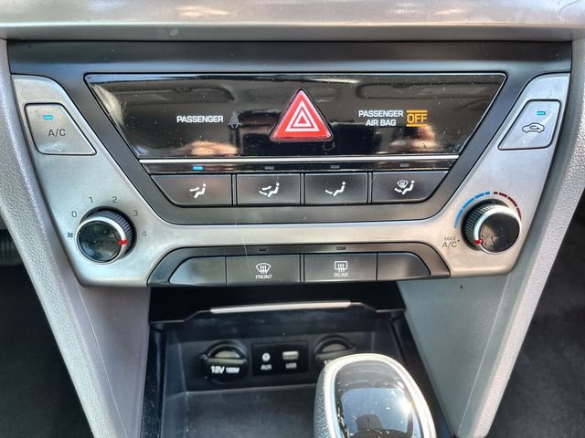 Used 2018 Gray Hyundai SEL image 18