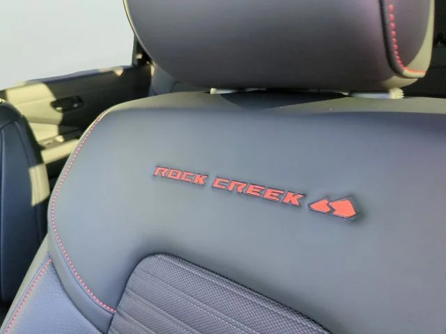 New 2026 Everest White Pearl TriCoat / Super Black Two-tone Nissan Rock Creek® image 18