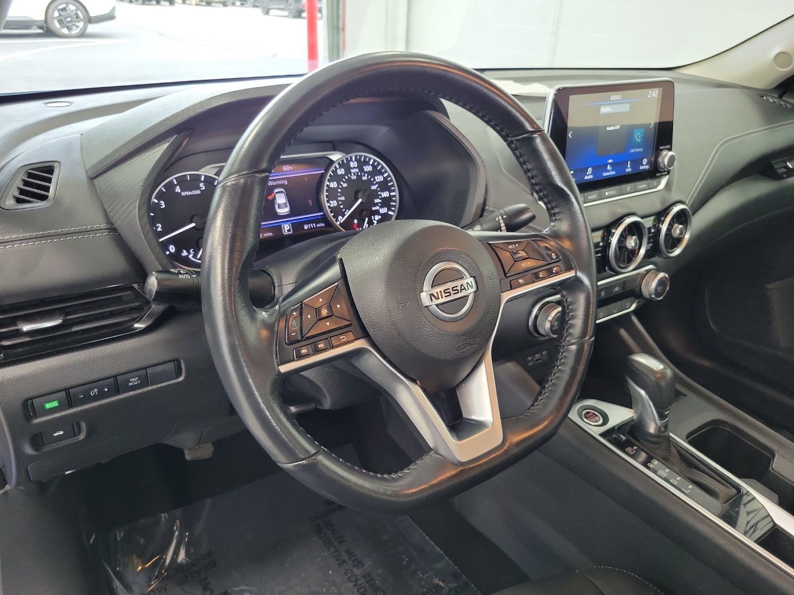 Used 2022 Blue Nissan SV image 10
