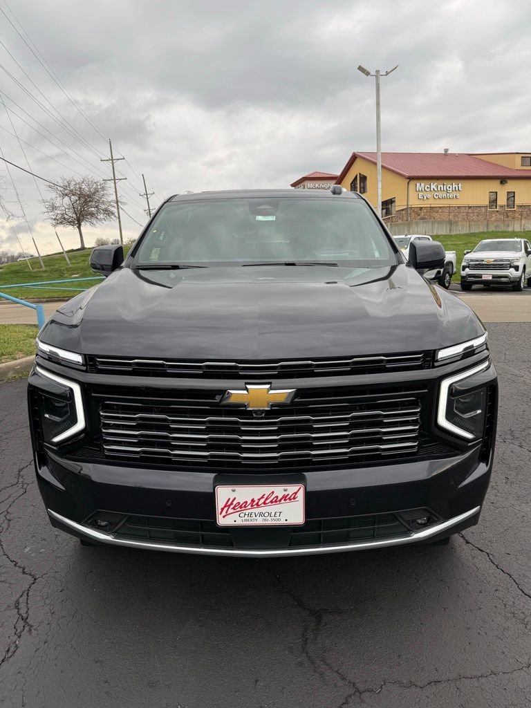 2026 Chevrolet Suburban High Country - Photo 2