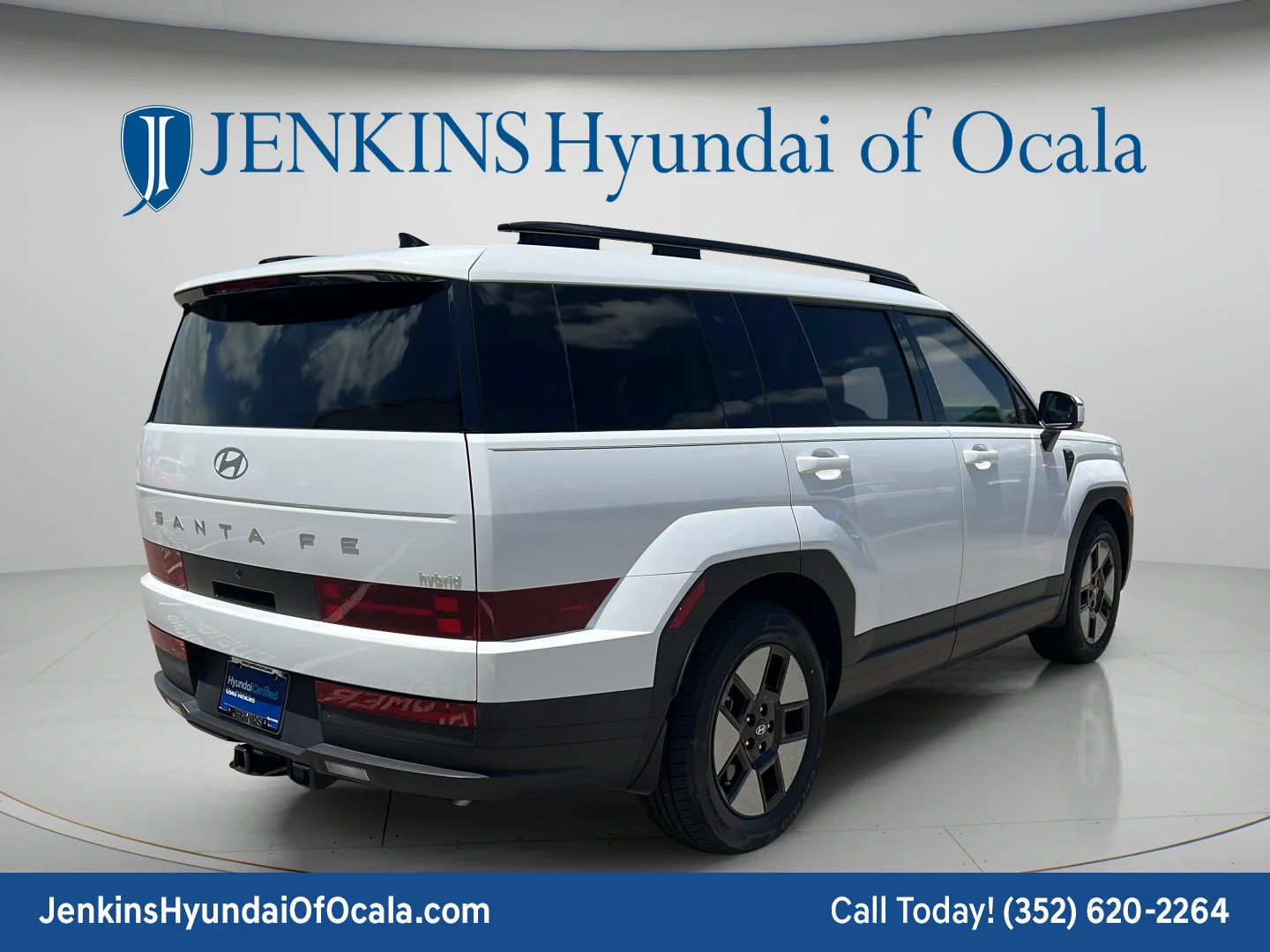 Used 2025 Serenity White Hyundai SEL image 3
