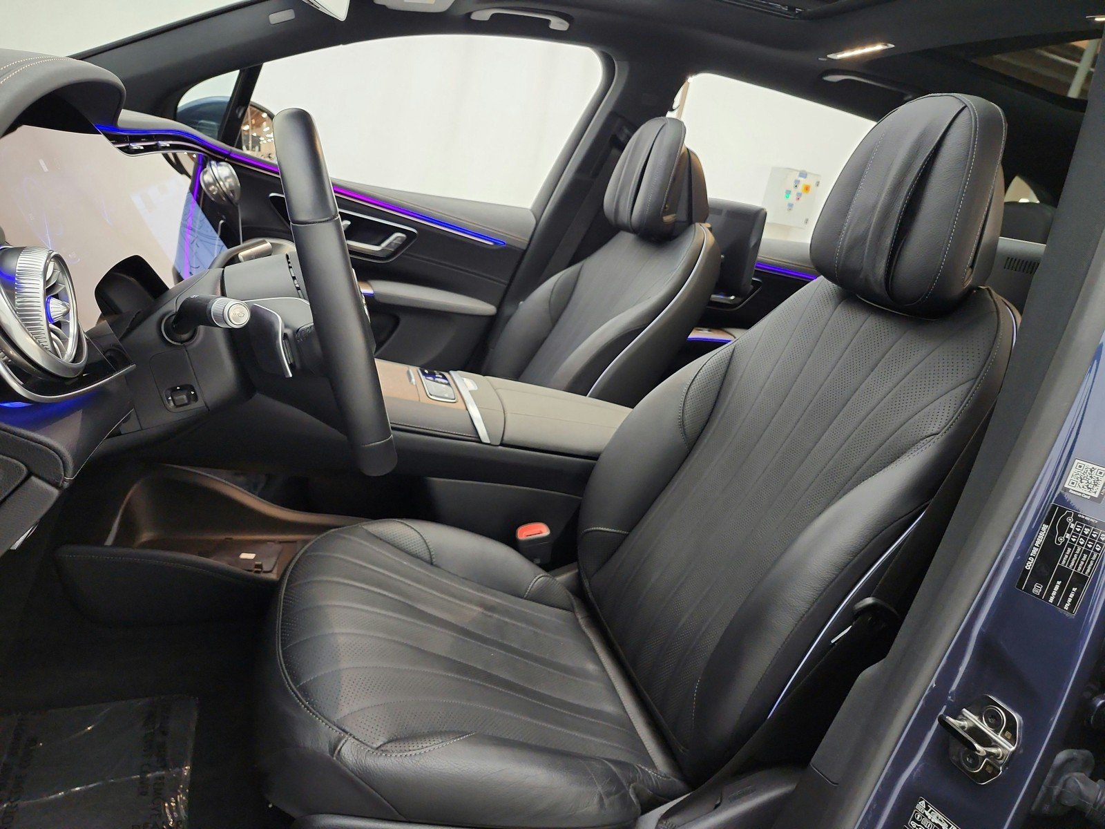Used 2023 Twilight Blue Metallic Mercedes-Benz EQS 580 4MATIC® SUV image 10