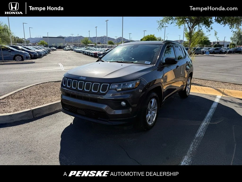 2022 Jeep Compass Latitude's photo