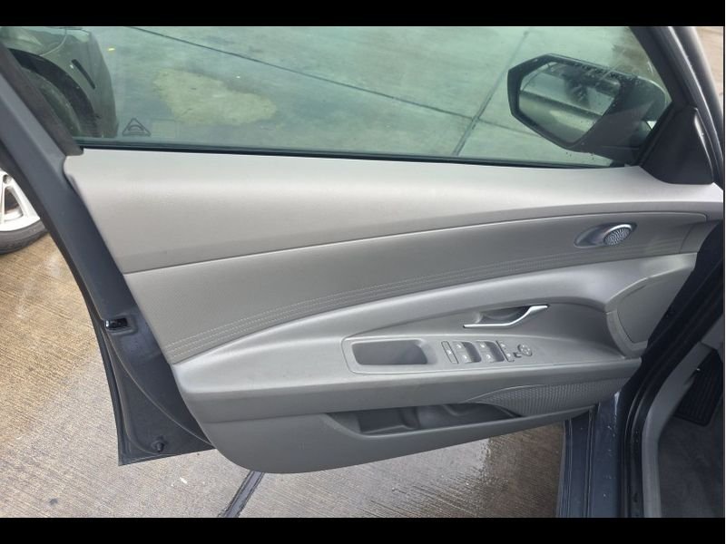 Used 2024 Ecotronic Gray Hyundai SEL image 15