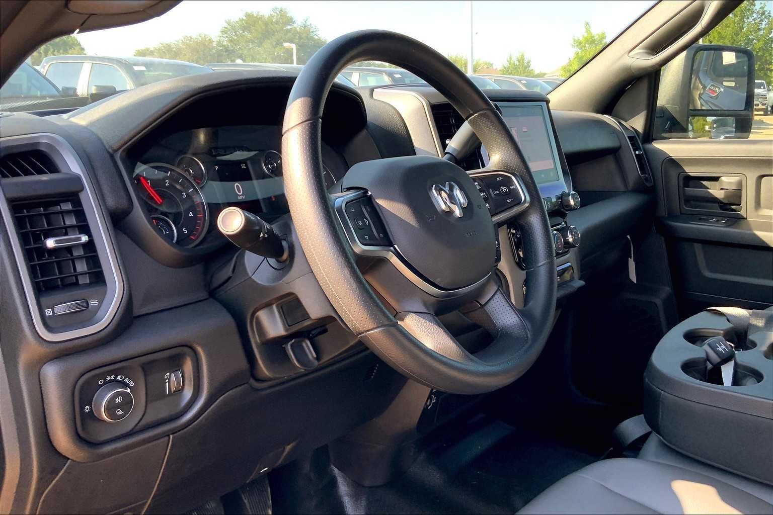 2026 RAM 2500 Tradesman - Photo 8