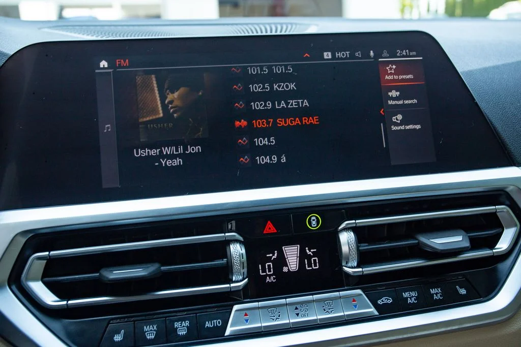 Used 2022 Blue Metallic BMW M440i xDrive image 28