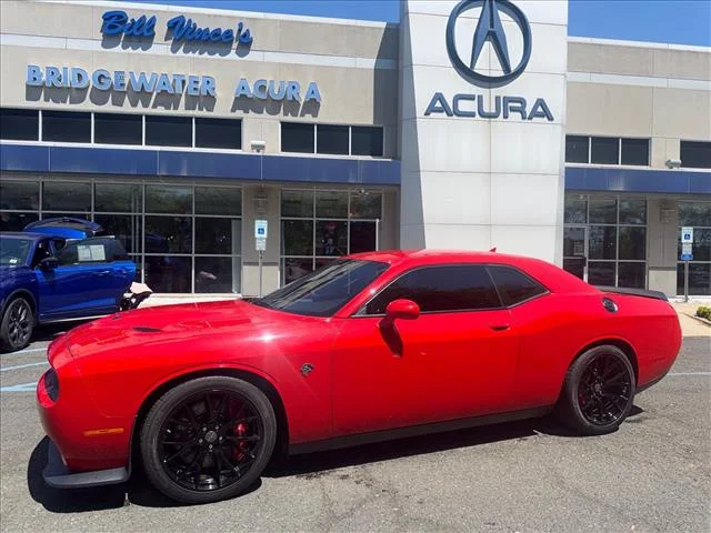 2016 Dodge Challenger SRT Hellcat's photo