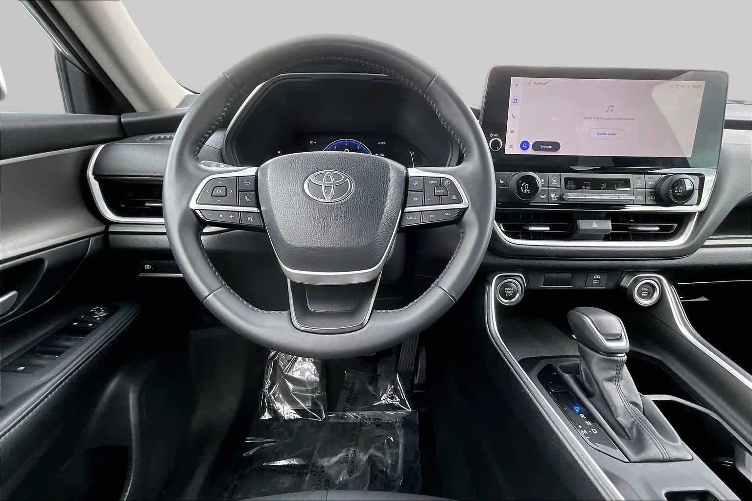 Used 2025 Celestial Silver Metallic Toyota XLE image 6
