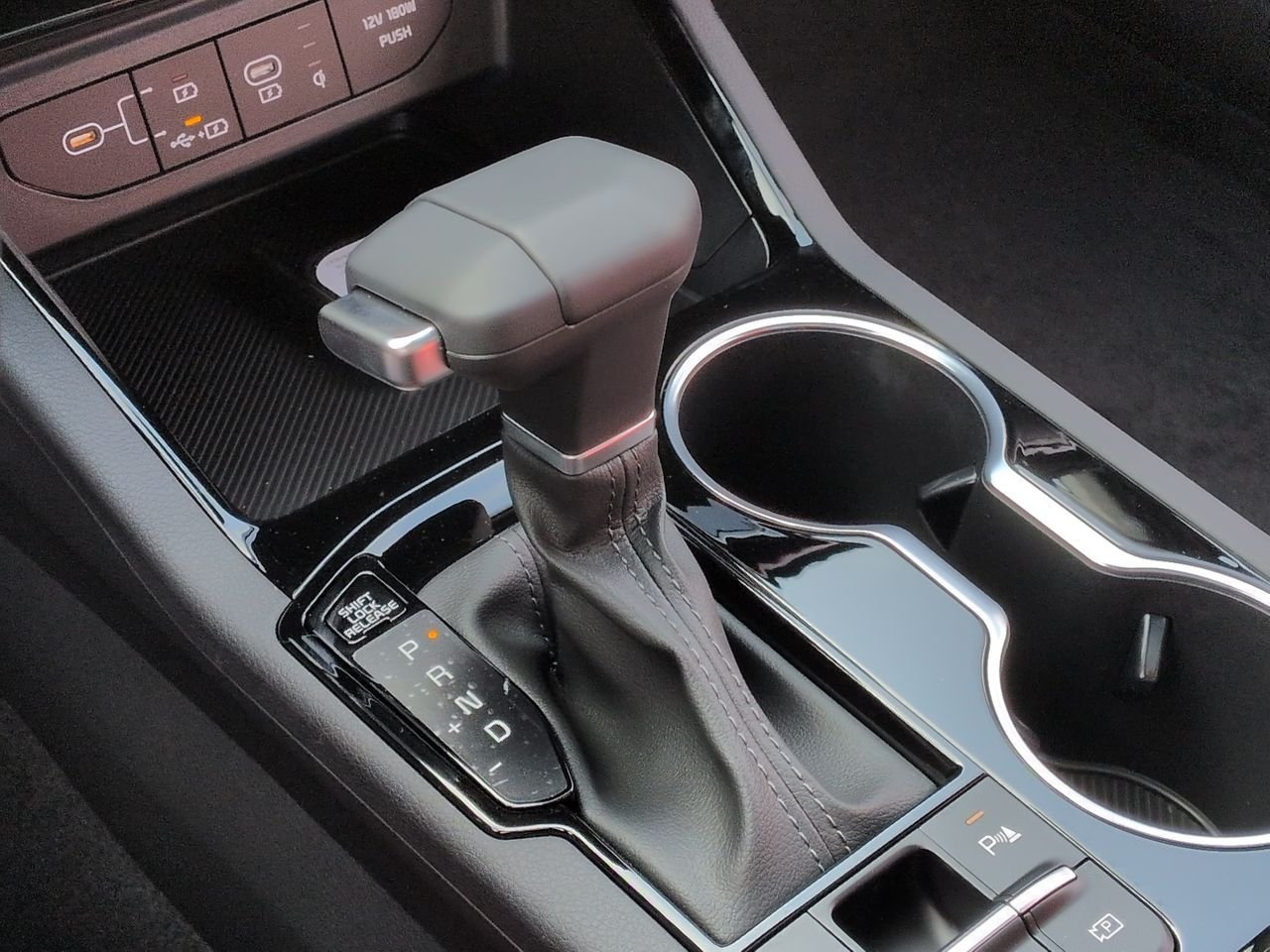 2026 Kia K5 GT-Line - Photo 16