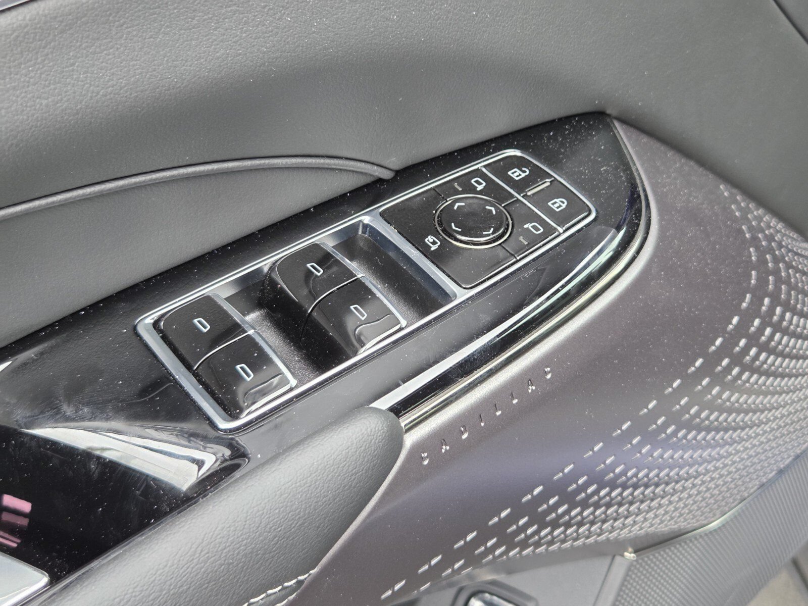 2026 Cadillac LYRIQ Sport - Photo 19
