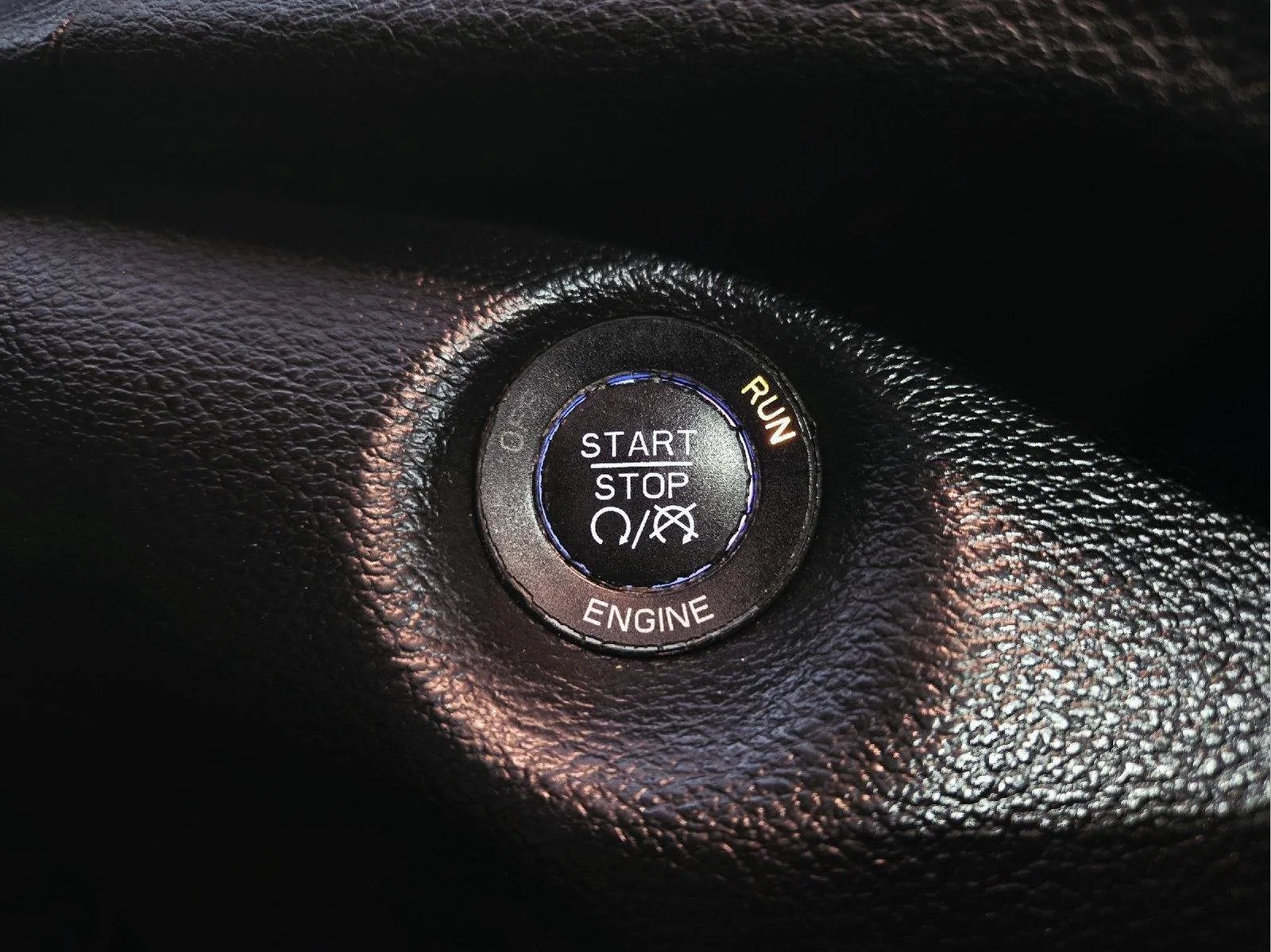 Used 2014 Brilliant Black Crystal Pearlcoat Jeep Limited image 35