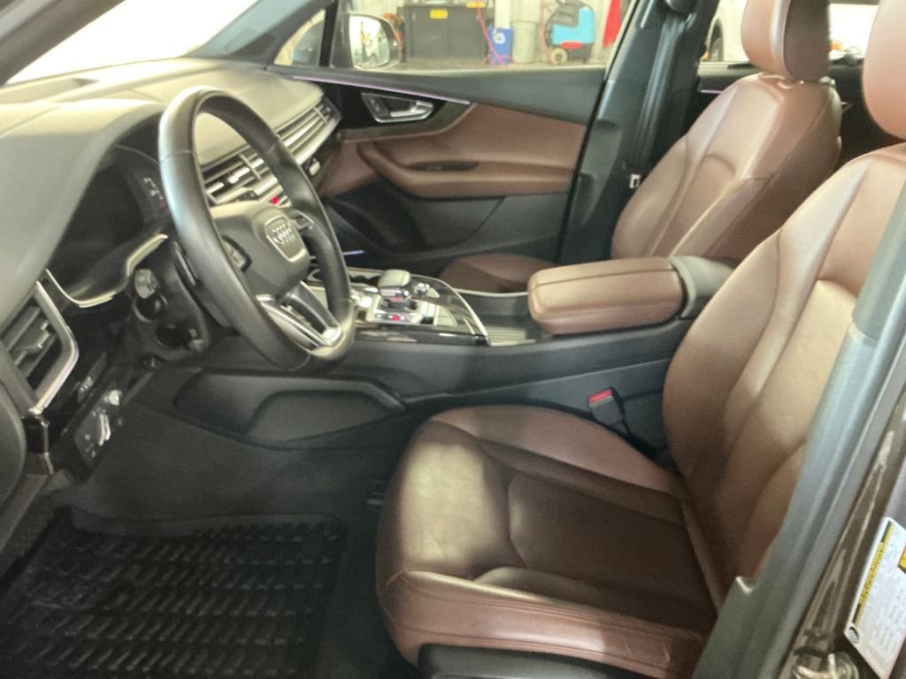 Used 2018  Audi 3.0T Prestige image 13