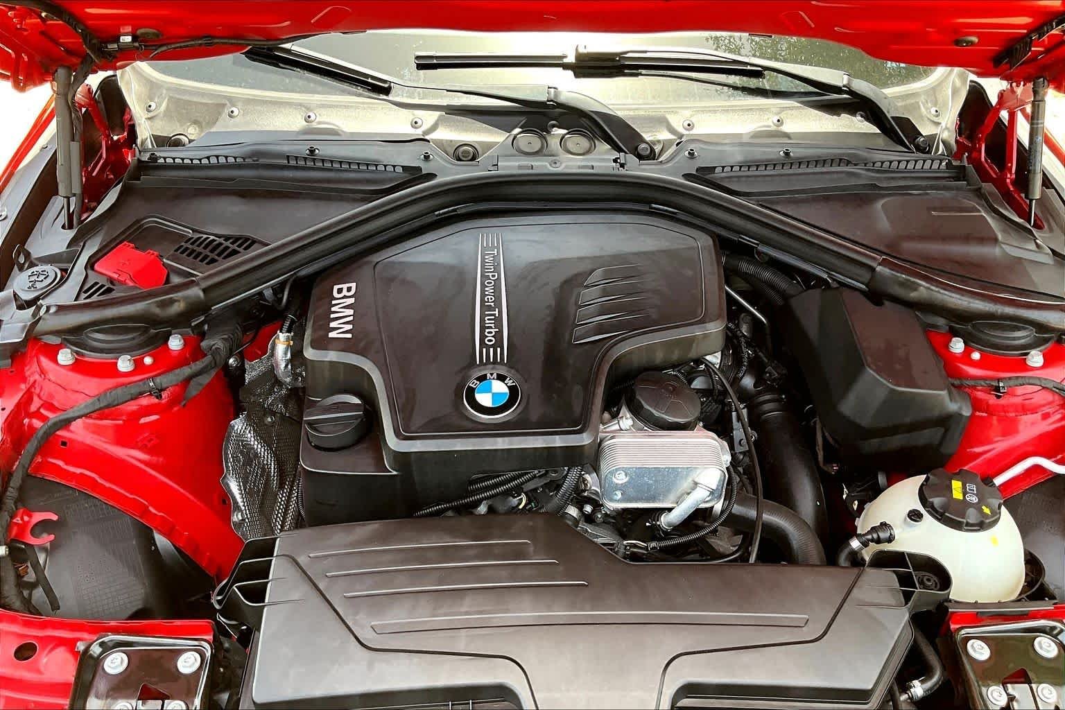 Used 2016 Melbourne Red Metallic BMW 328i image 32