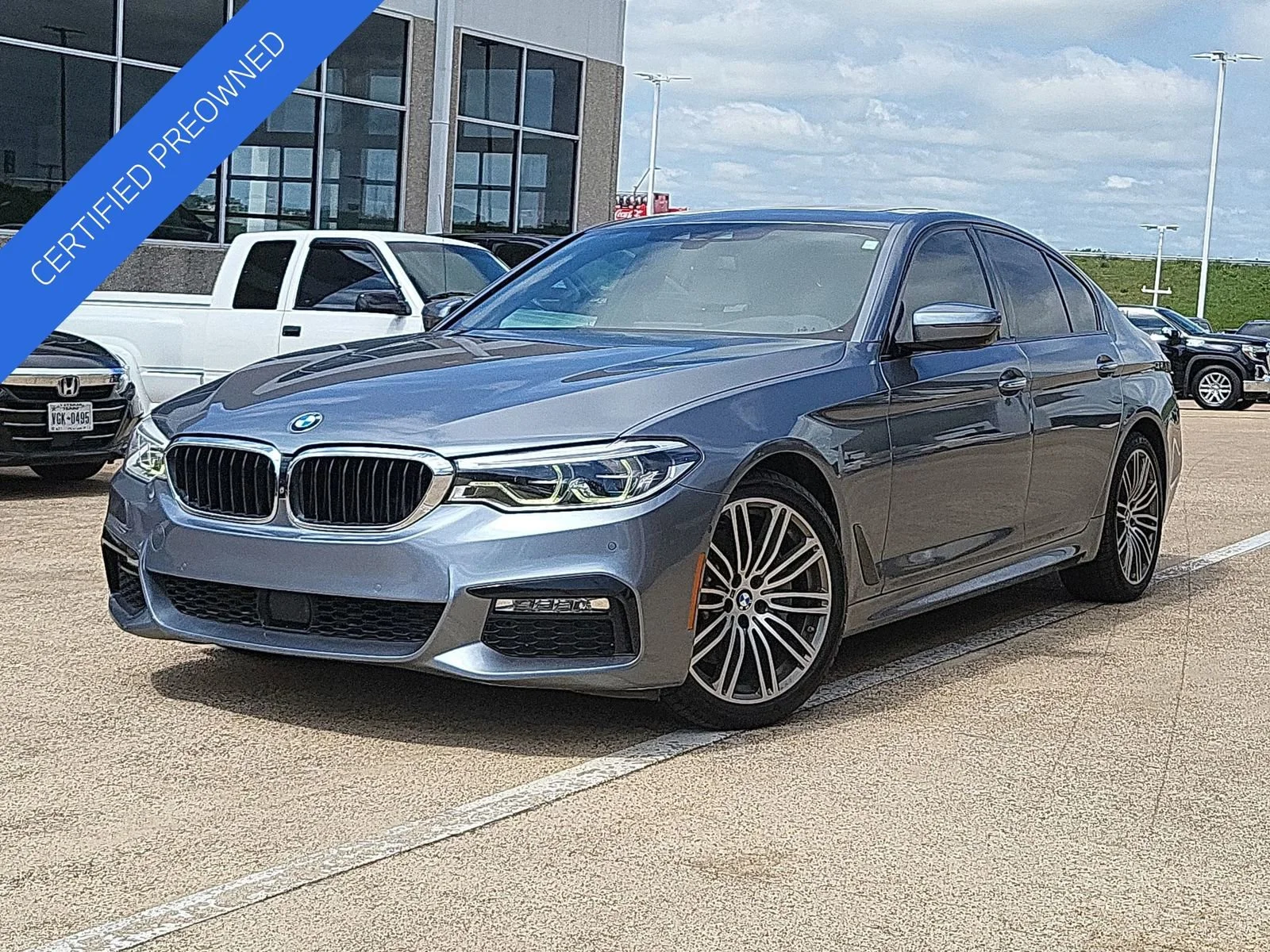 2017 BMW 5 Series 540i Sedan's photo