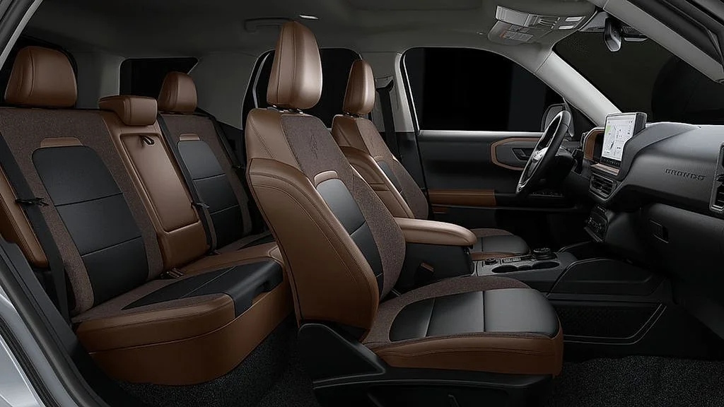 New 2026 Space White Metallic Ford Outer Banks® image 6